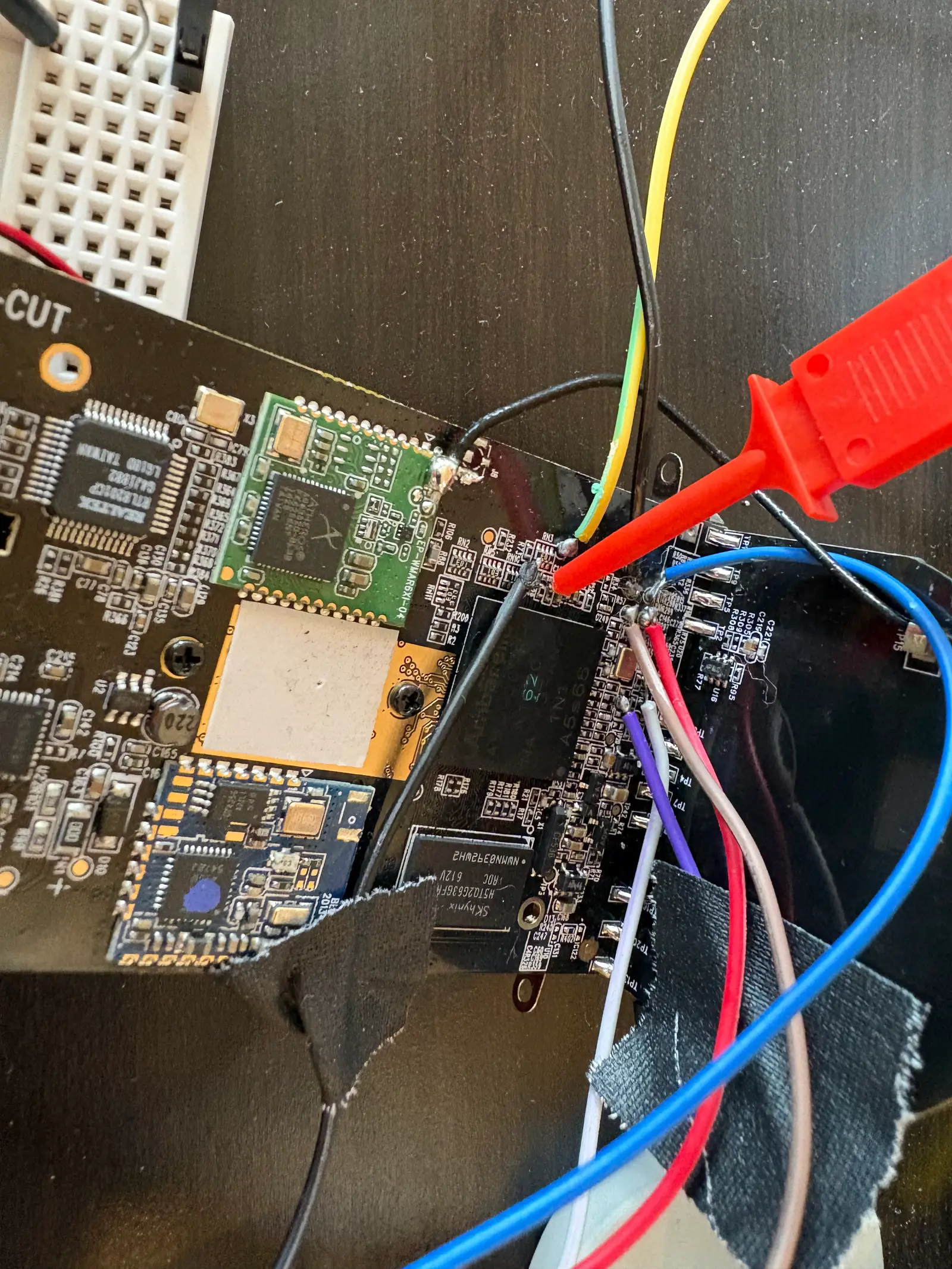 leads soldered to jtag testpoints
